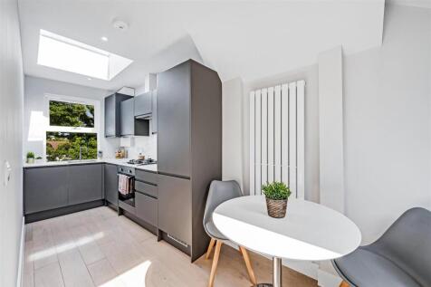 Flat 3, 16 Brouncker Road-7.jpg