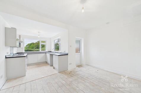 Moorfield Avenue, Denton, Manchester, Greater Manchester, M34 photo 3