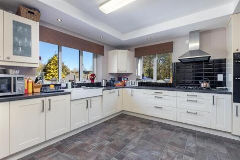 Kitchen.jpg