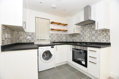 BLUEBELL COURT photo 4