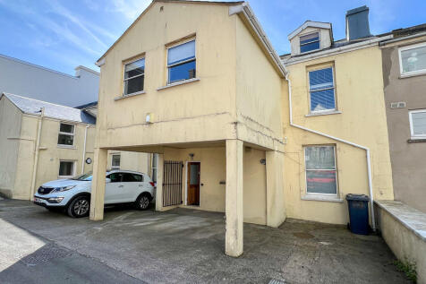 11-12 Hope Street, Douglas