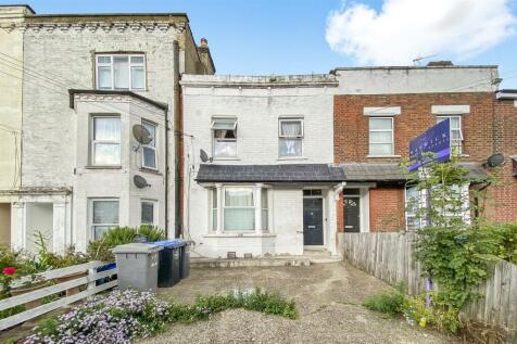 Exterior of building &amp; street