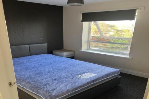351 Tong Street, Bradford,  photo 3