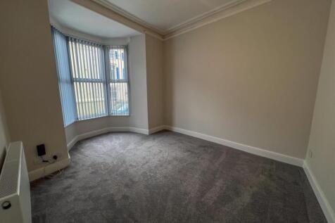 33 Castlemona Ave-03.jpg