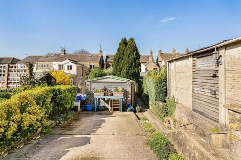 Garage &amp; Driveway