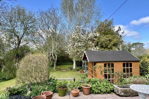 Kirkmulloch, 1 Wayside, Dalry - Williamson and Hen