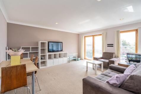 Apartment 28 City Walk_8.jpg