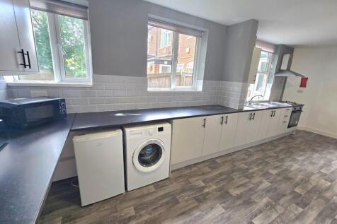 Belle Vue Grove, Middlesbrough, TS4 2PZ photo 4