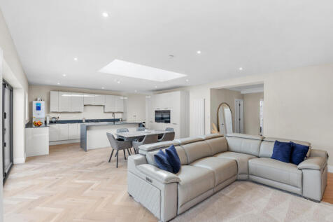 Living - Dining - Kitchen