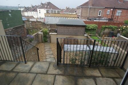 22 kensall gdn (3).J