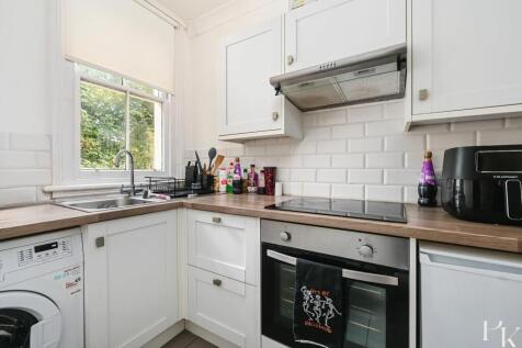 FLAT 10, 95 LORNA ROAD, BN33EL - PHOTOS (6).jpg