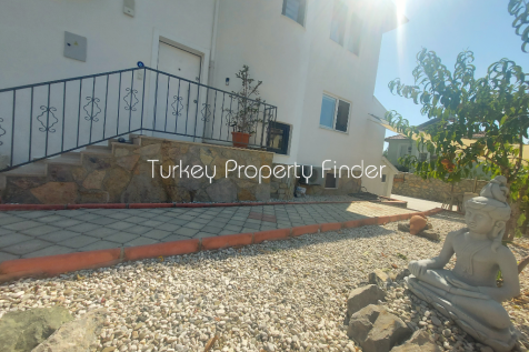 Rear entrance steps