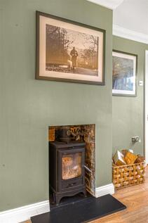 Feature Log Burner