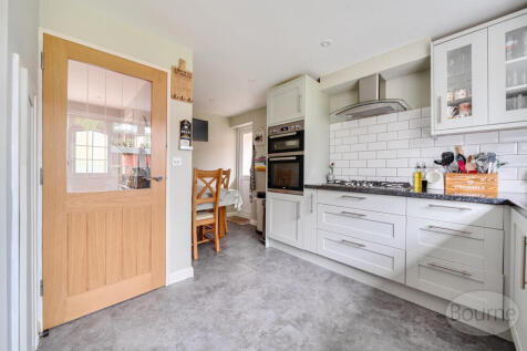 63935e81-527e-4da...