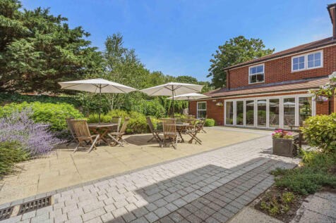 16 Peel Lodge, SL7 3FH (LOW RES)-3