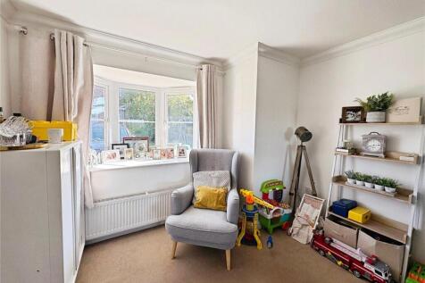 The Meadow, East Cowes photo 4