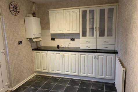 PRIORY ROAD, WELLINGBOROUGH photo 3