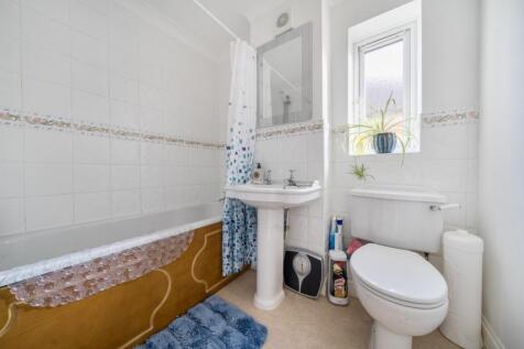 1353785-17-68c2a3b590f74