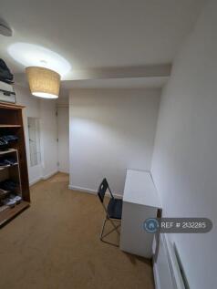 Office / 3rd Bedroom