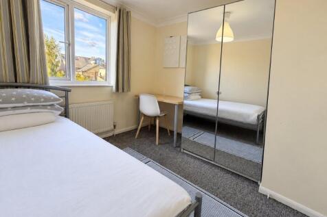 Room 4, Suez Road, Cambridge, Cambridgeshire photo 4