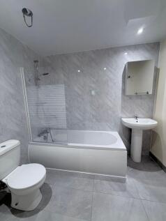 Wordsworth Road, Denton, M34 photo 4