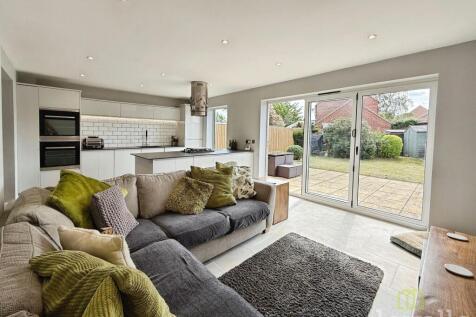 Kitchen/Living Room