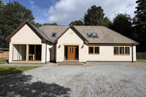 Rose Villa, Carron