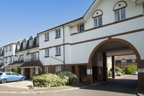 12 Mountcombe House SW19 external 2.jpg