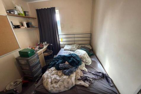 bedroom-3 -