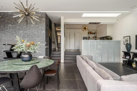 Glenluce Road, London, SE3 photo 4