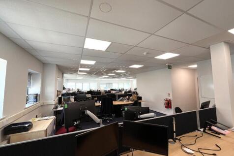 Office to rent Image 11