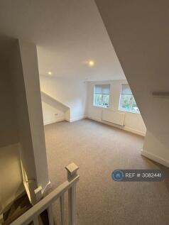 Spacious Master Bed In Dormer Loft Conversion