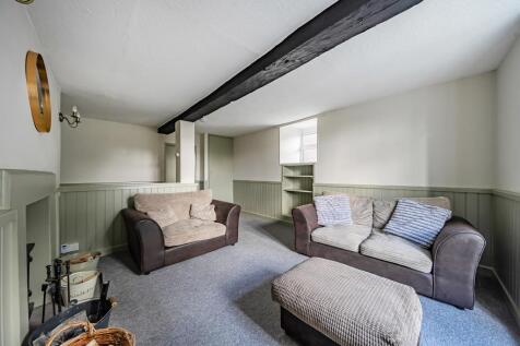 Basement flat lounge