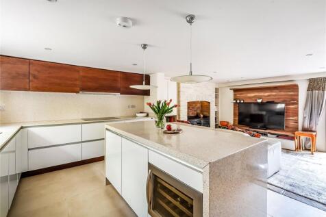 Contemporary Kitchen