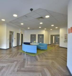 Office to rent Image 5