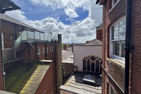 External view from Bed 1