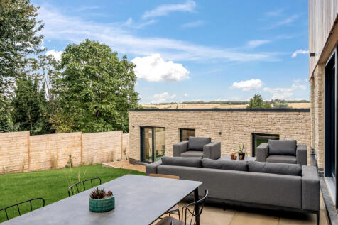 345276 - gardenarea.jpg
