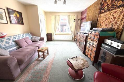 Living Room.JPG