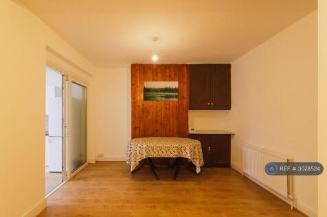 Brunswick Park Road, London, N11 photo 3