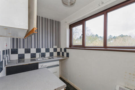 Flat 82, Quartercroft, Pyramid Close, Weston Favell, Northampton, Northamptonshire, NN3 8DP