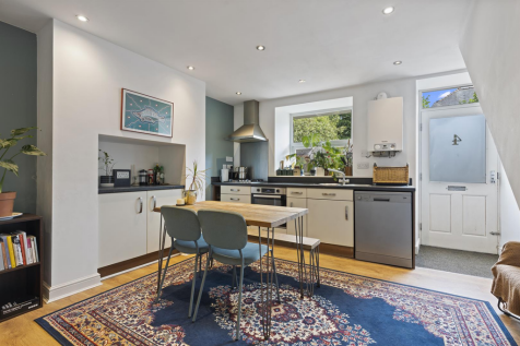 4 Westwood Rd, Sheffield 08_297.png