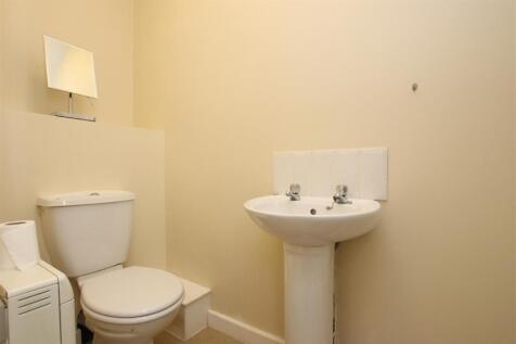 Shower room.JPG