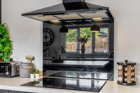 90 Seas End Road (Surfleet)-29.jpg