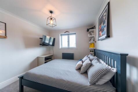 18 Royal Garden-065.jpg