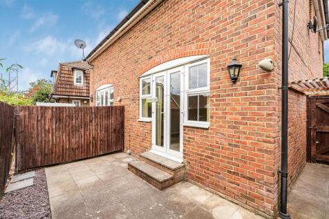 Ottways Avenue, Ashtead, KT21 photo 4