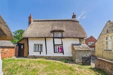 1 - Cottage in Bretforton, Evesham.jpg