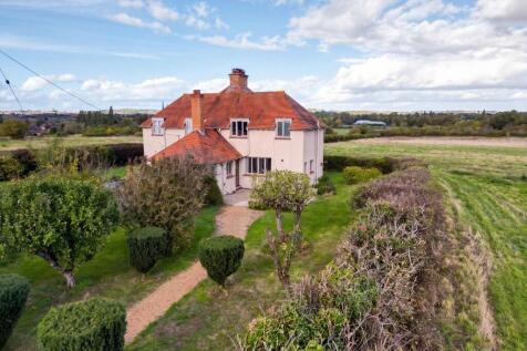 2-bed detached on Cross O'The Hill, Clifford Road, Stratford-upon-Avon, £1,500/mo