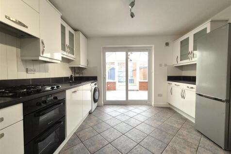 Marlborough Drive, Oldswinford,, Stourbridge, photo 2