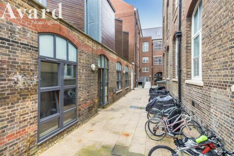 Old College House, 10A-16.JPG