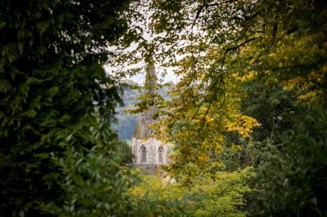 3 - Oakley House - GL5 5PQ - Web.jpg